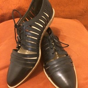 Loeffler Randall pointed toe flats